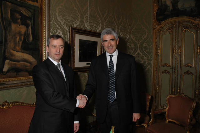 18/01/2006 - Il Presidente Pier Ferdinando Casini incontra il Presidente dell'Assemblea nazionale della Repubblica di Bulgaria, Georgi Pirinski.
